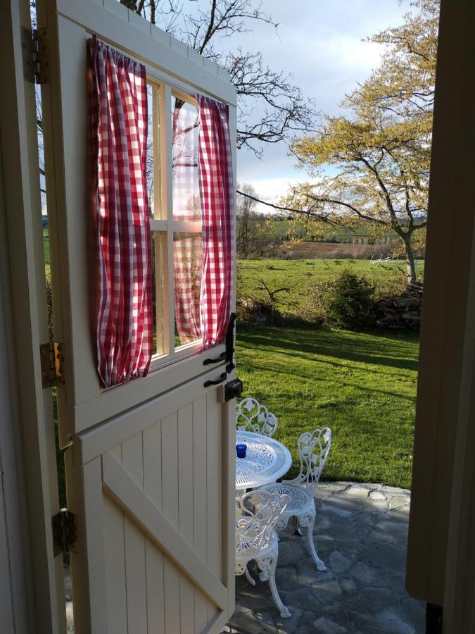 The English Shepherds Hut @ Les Aulnaies Echauffour Εξωτερικό φωτογραφία